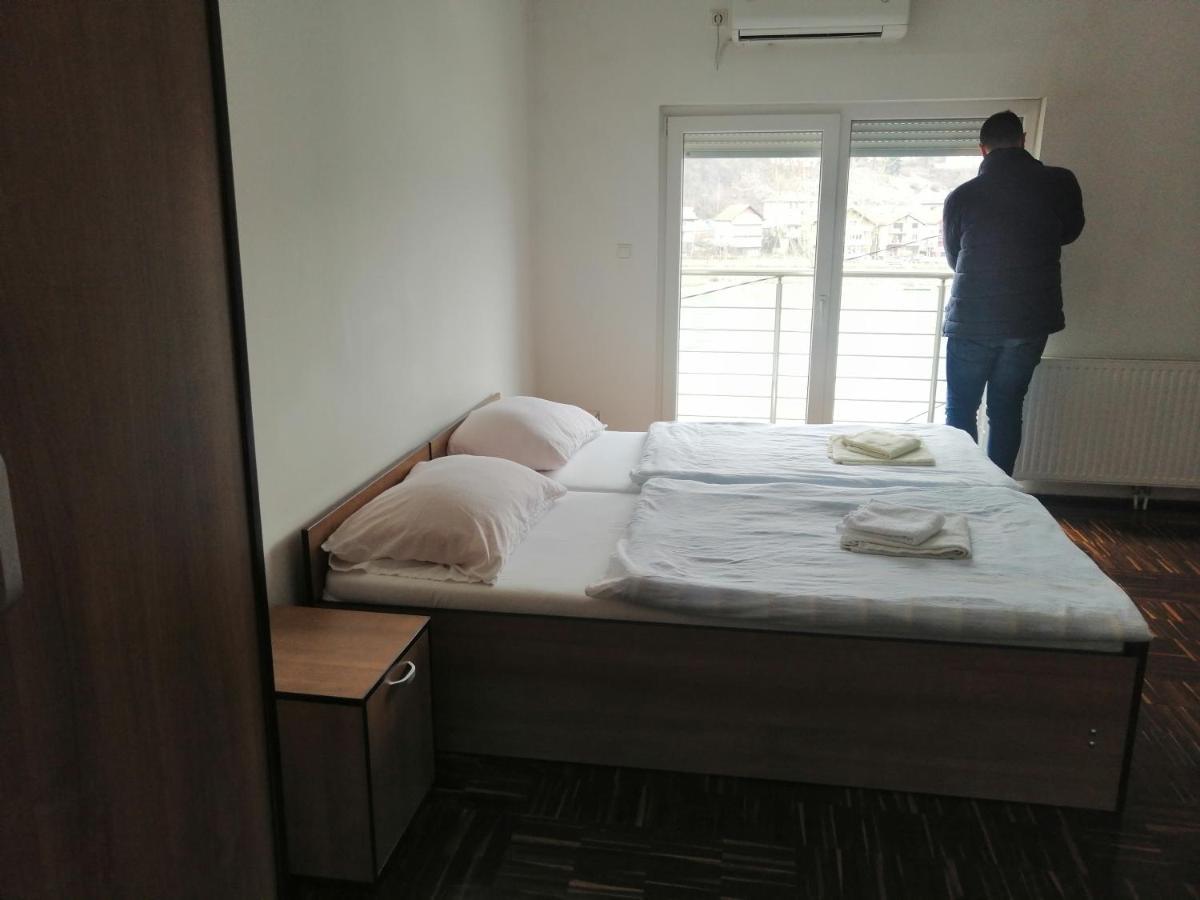 Apartmani Simic Višegrad エクステリア 写真